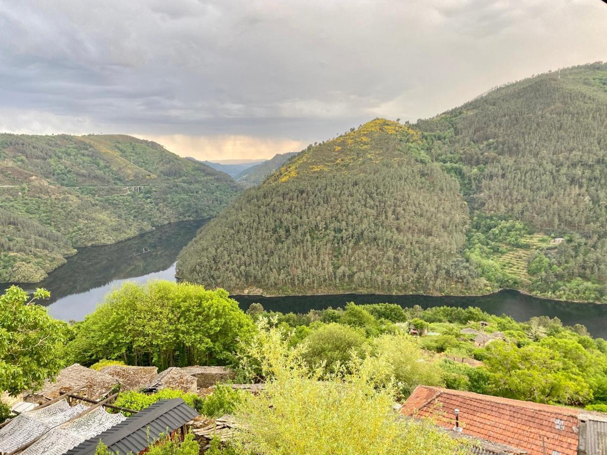 Ribeira Sacra La Imperfecta * Santa María